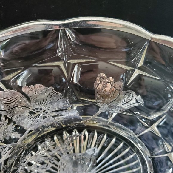 Vintage Silver City Glass Co "Flanders" Silver Overlay Raised Round Platter - Picture 5 of 9